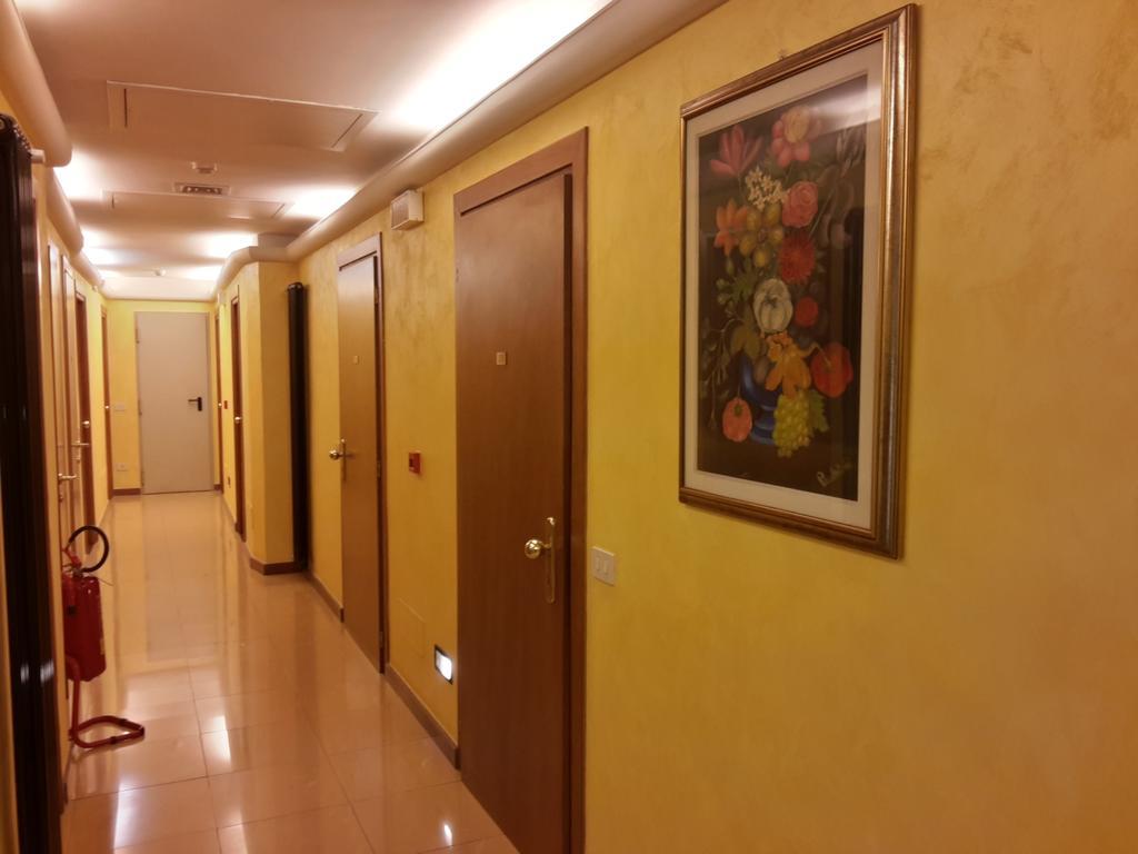 Albergo Sonia Floransa Dış mekan fotoğraf