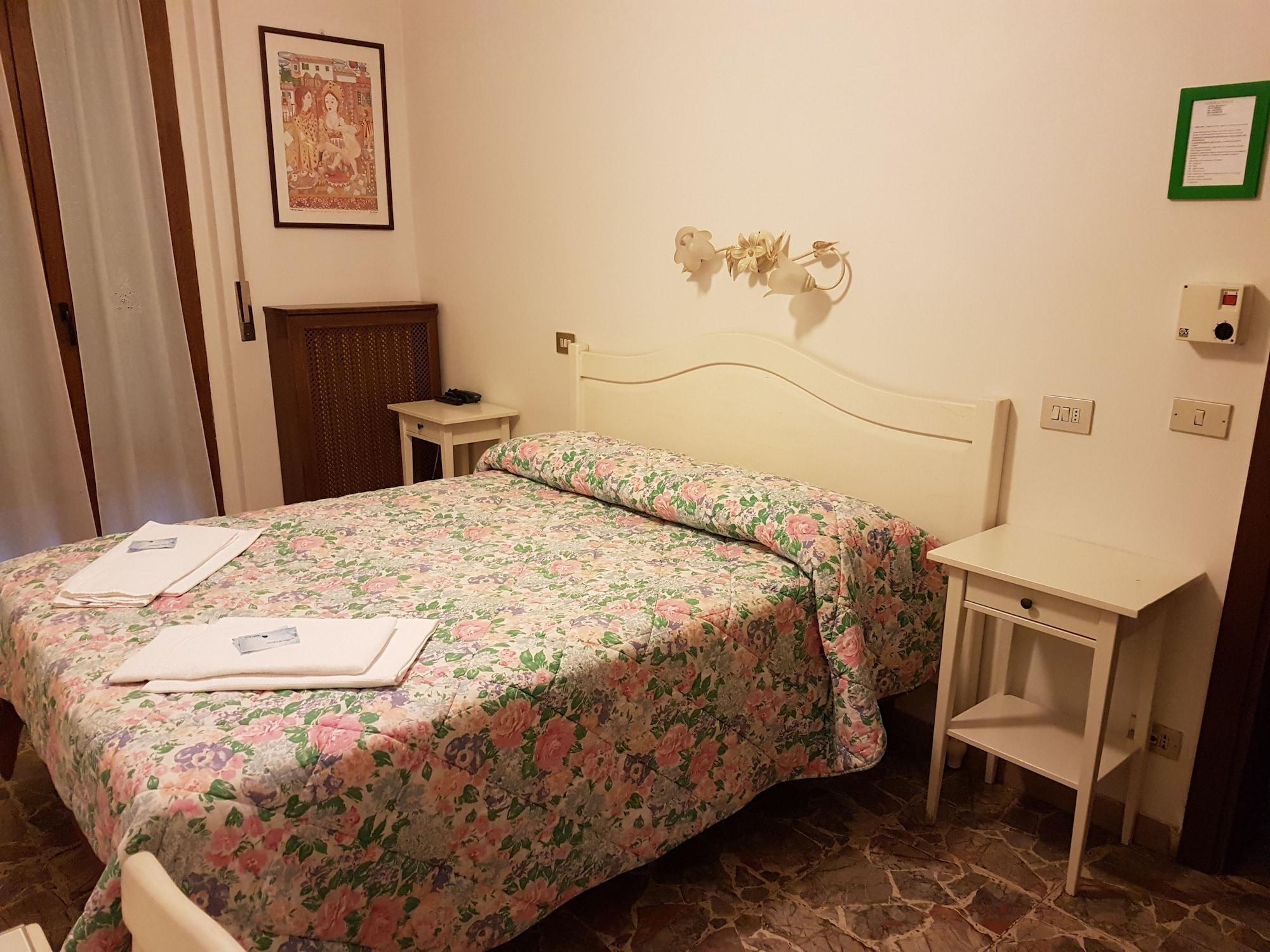 Albergo Sonia Floransa Dış mekan fotoğraf