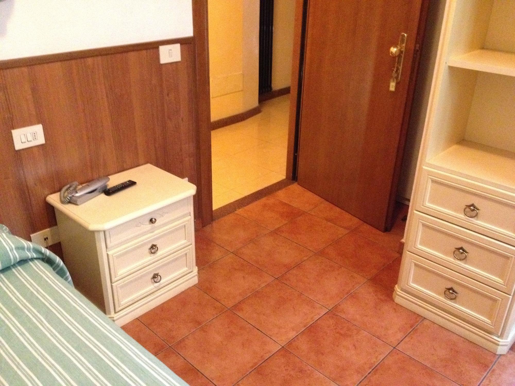 Albergo Sonia Floransa Dış mekan fotoğraf