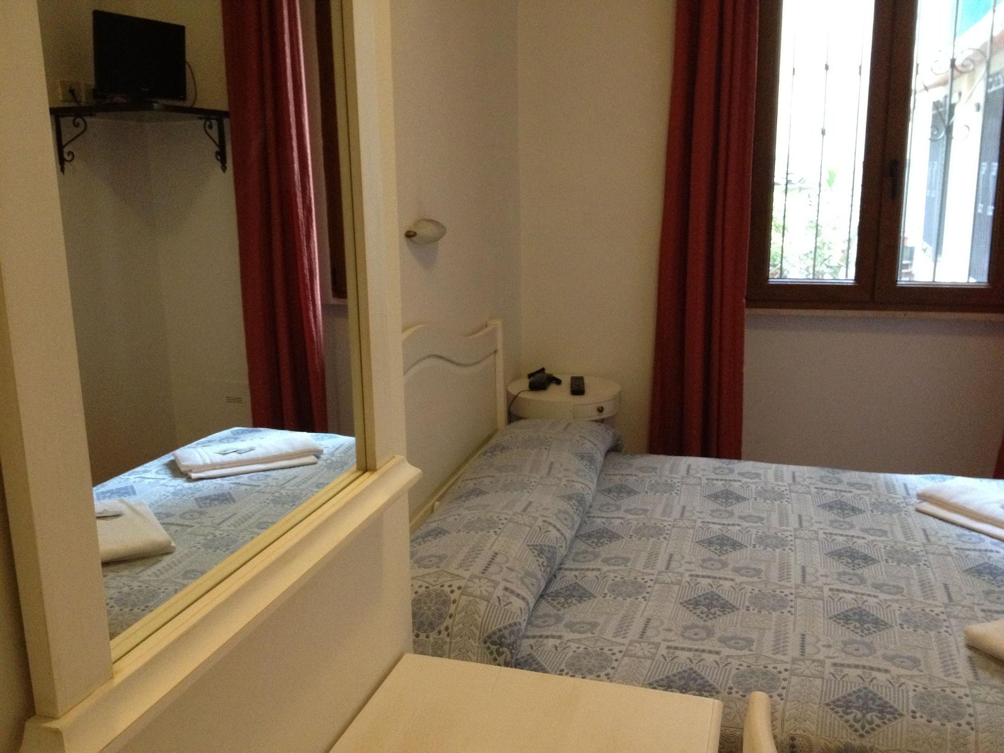 Albergo Sonia Floransa Dış mekan fotoğraf