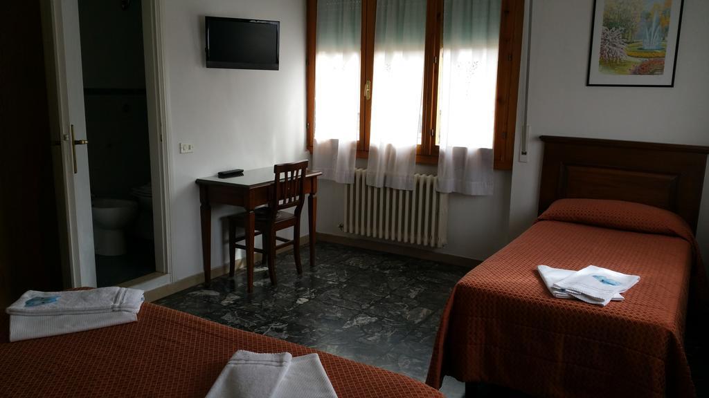 Albergo Sonia Floransa Dış mekan fotoğraf